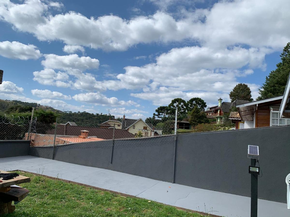 Appartamento Kitnet Aconchegante Em Bairro Nobre Bem Localizado Campos do Jordão Esterno foto
